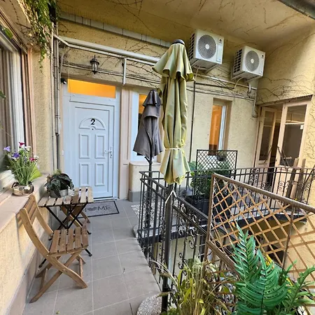 Ursula Trendy Appartement *